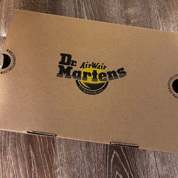 Dr Marten’s 1460 - Picture 6 of 9